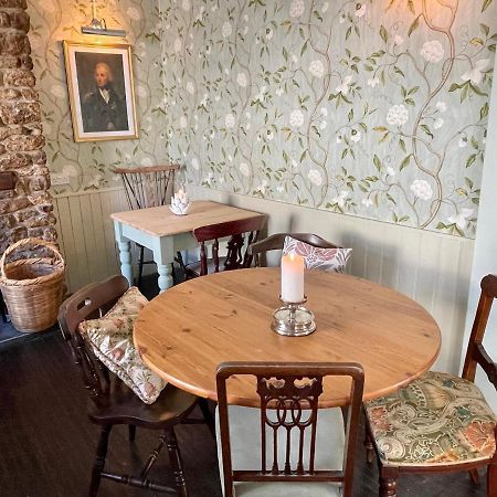 Lord Nelson Hotel Bridport Εξωτερικό φωτογραφία