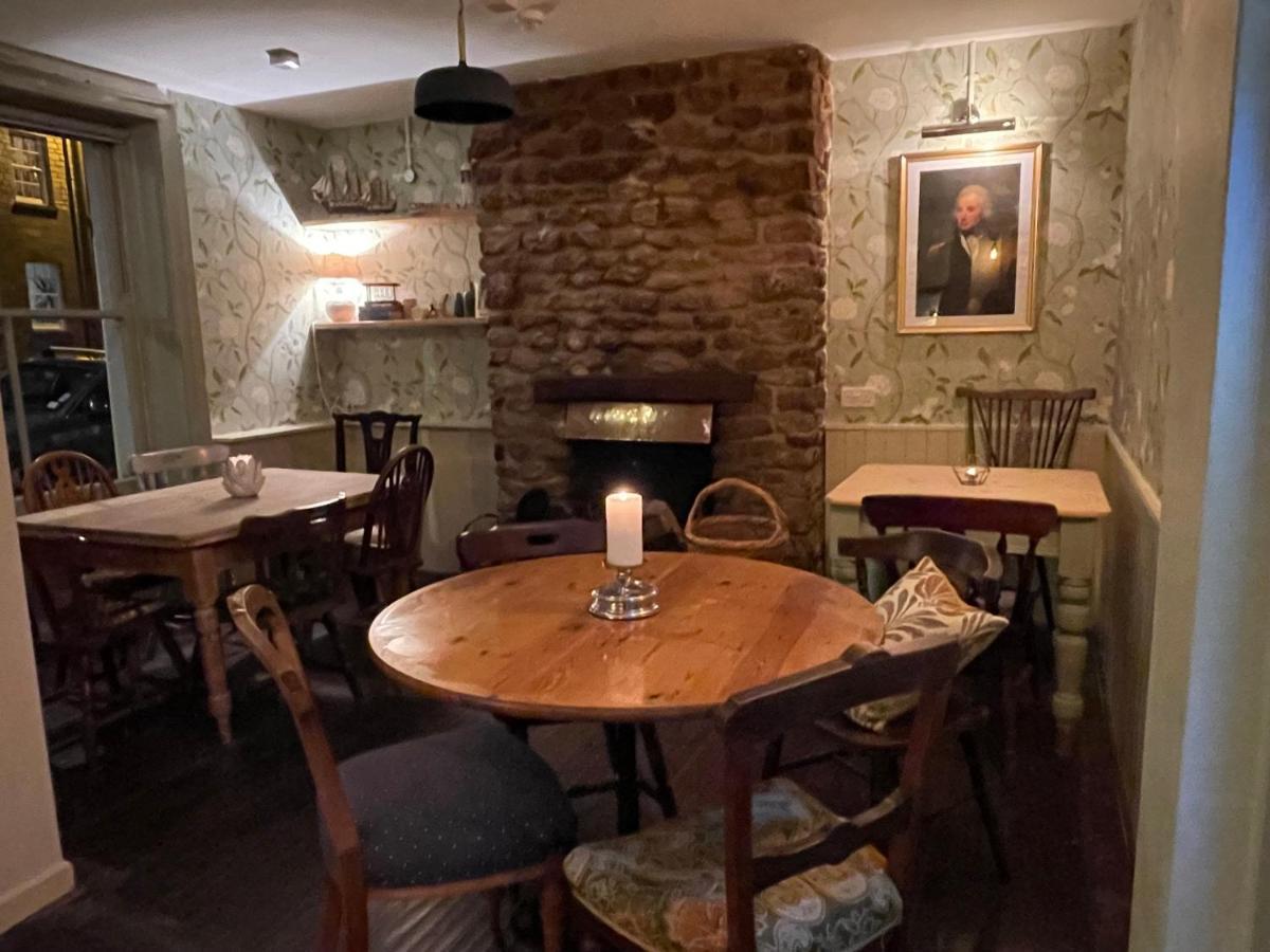 Lord Nelson Hotel Bridport Εξωτερικό φωτογραφία